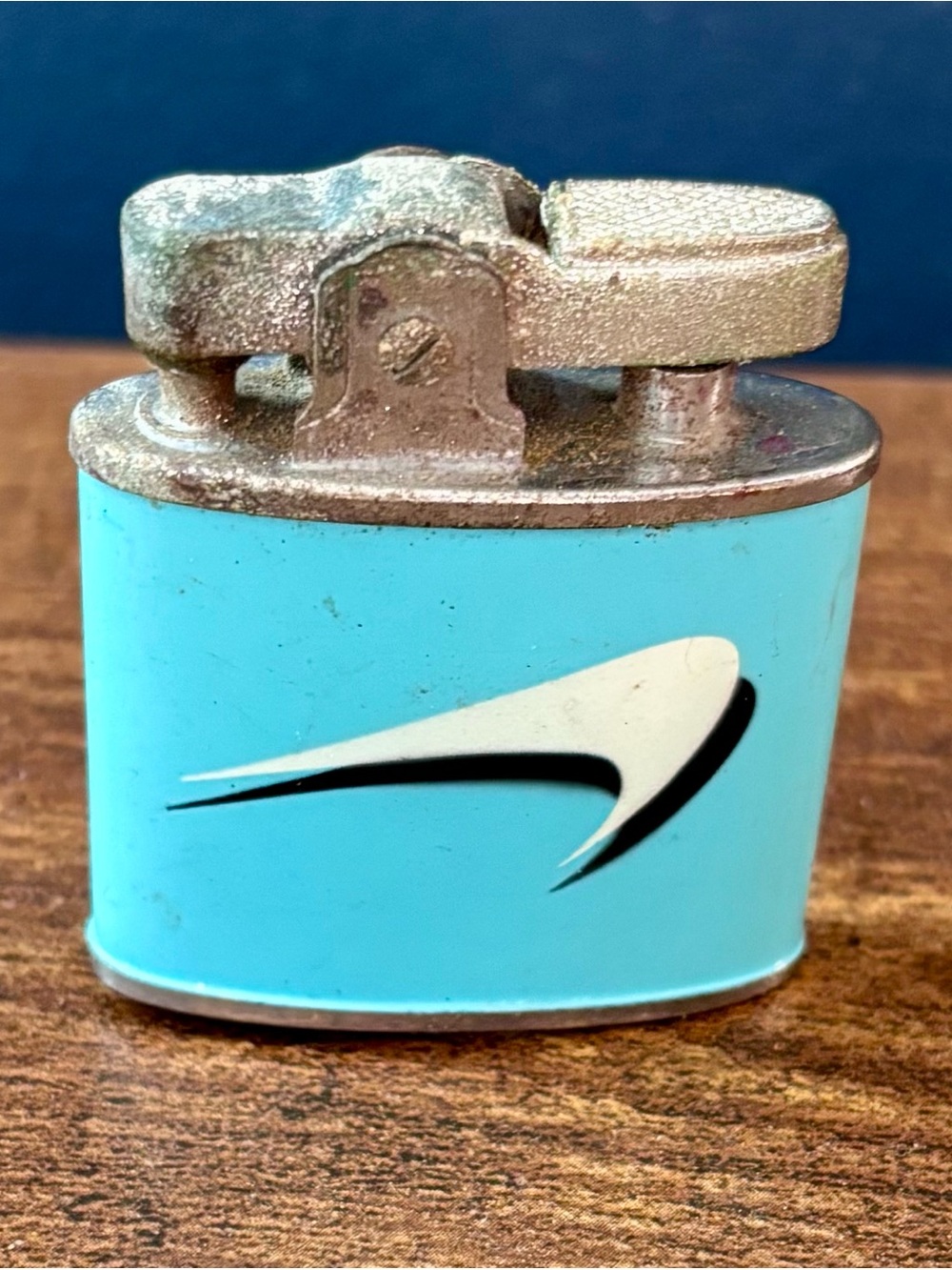 Vintage Newport Swoosh Teal Blue Retro Lighter